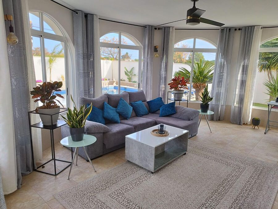 Huis te koop in Torrevieja | 5 slaapkamers H5464423