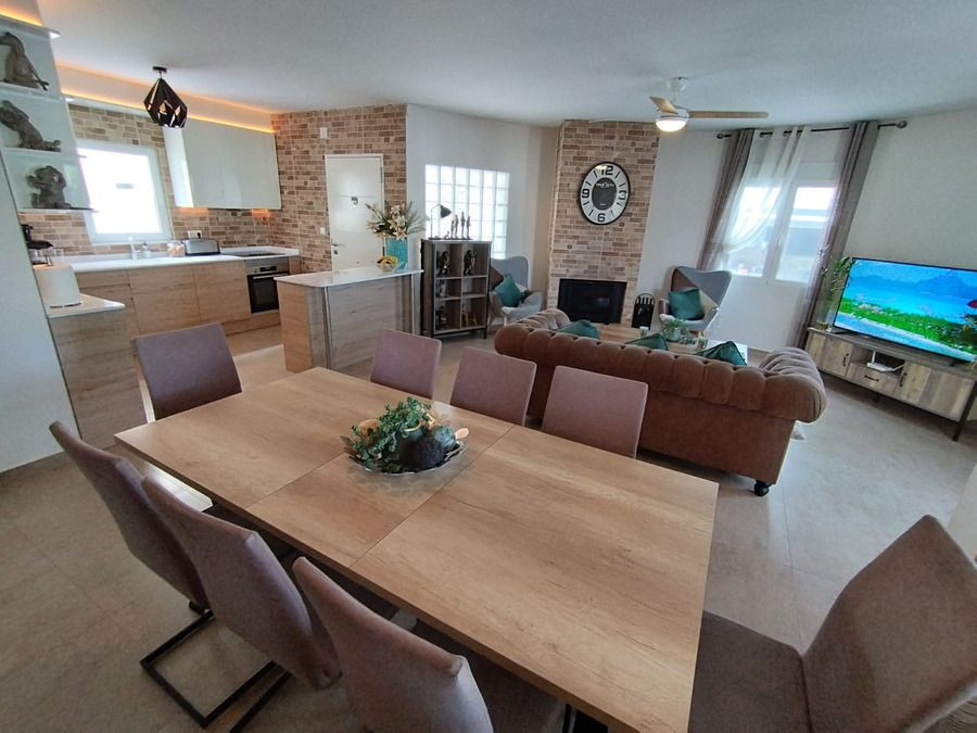 Huis te koop in Torrevieja | 5 slaapkamers H5464423
