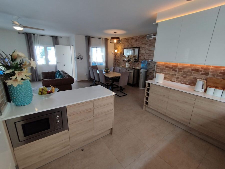 Huis te koop in Torrevieja | 5 slaapkamers H5464423