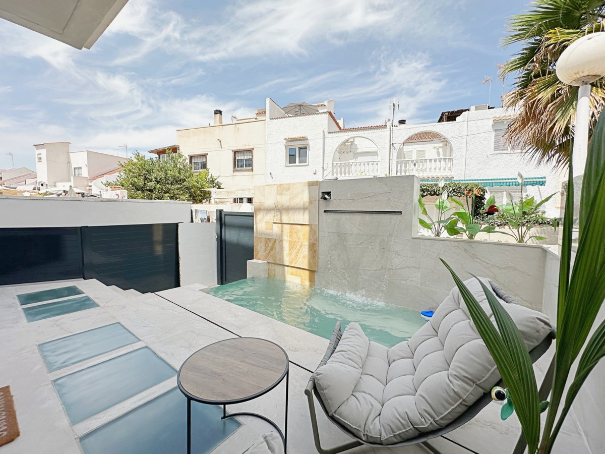 Huis te koop in Torrevieja | 3 slaapkamers H5464435