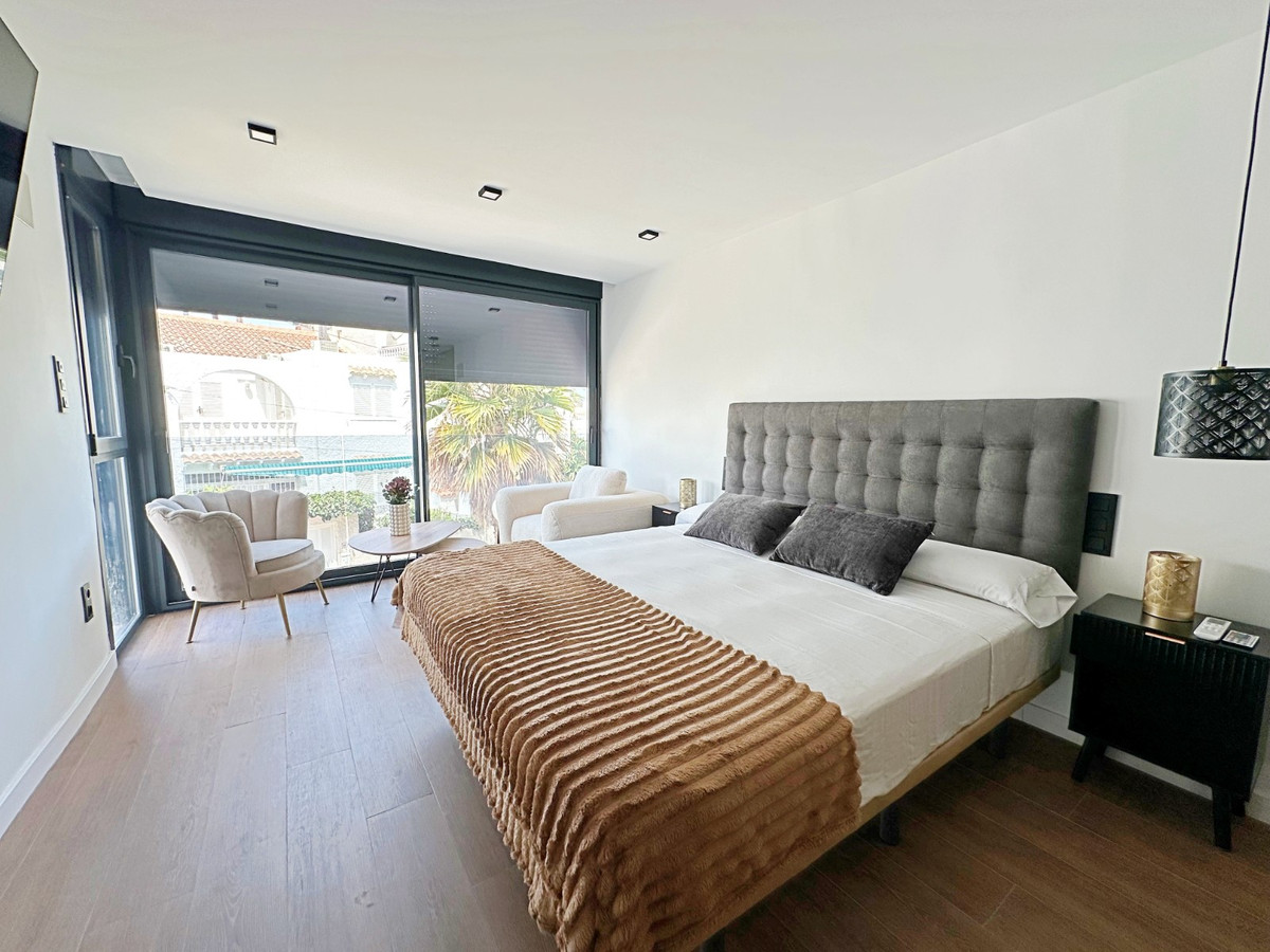 Huis te koop in Torrevieja | 3 slaapkamers H5464435