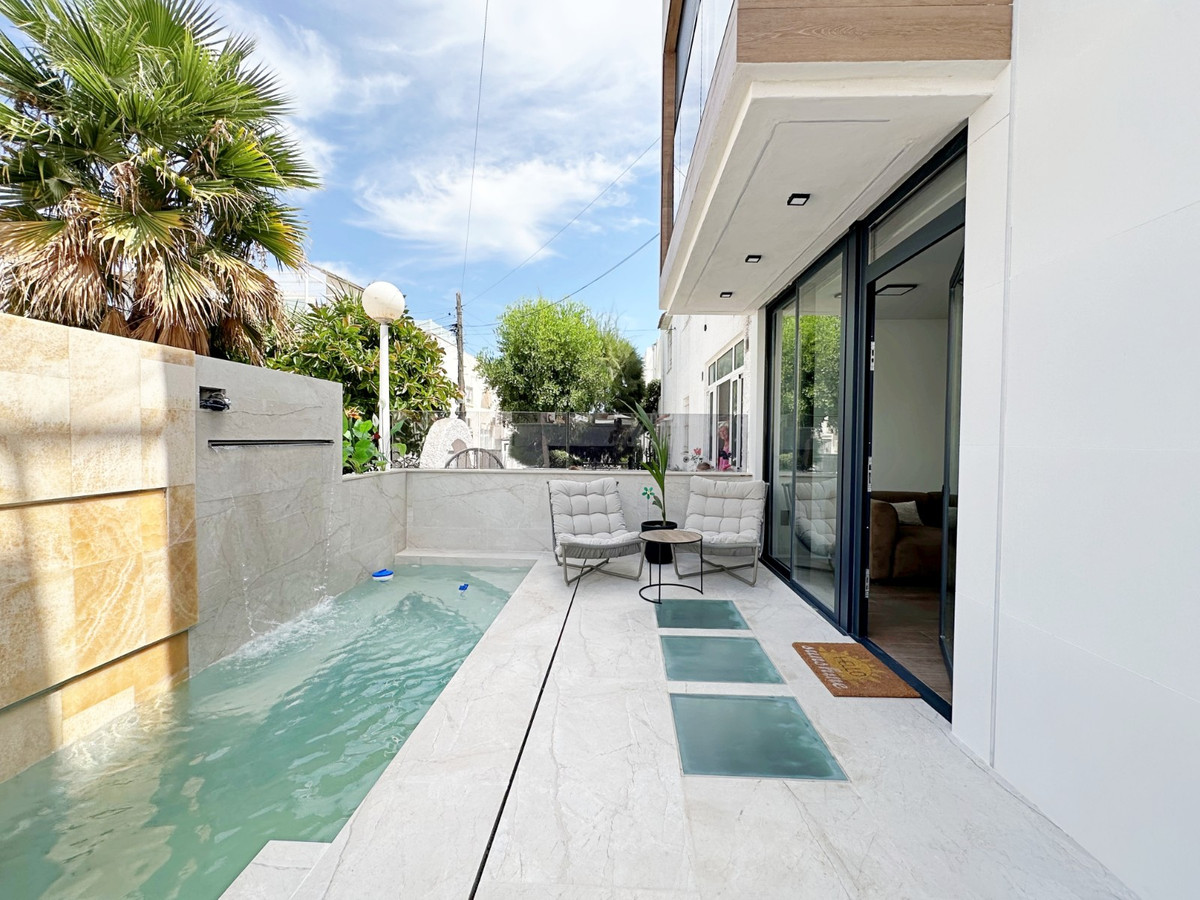 Huis te koop in Torrevieja | 3 slaapkamers H5464435