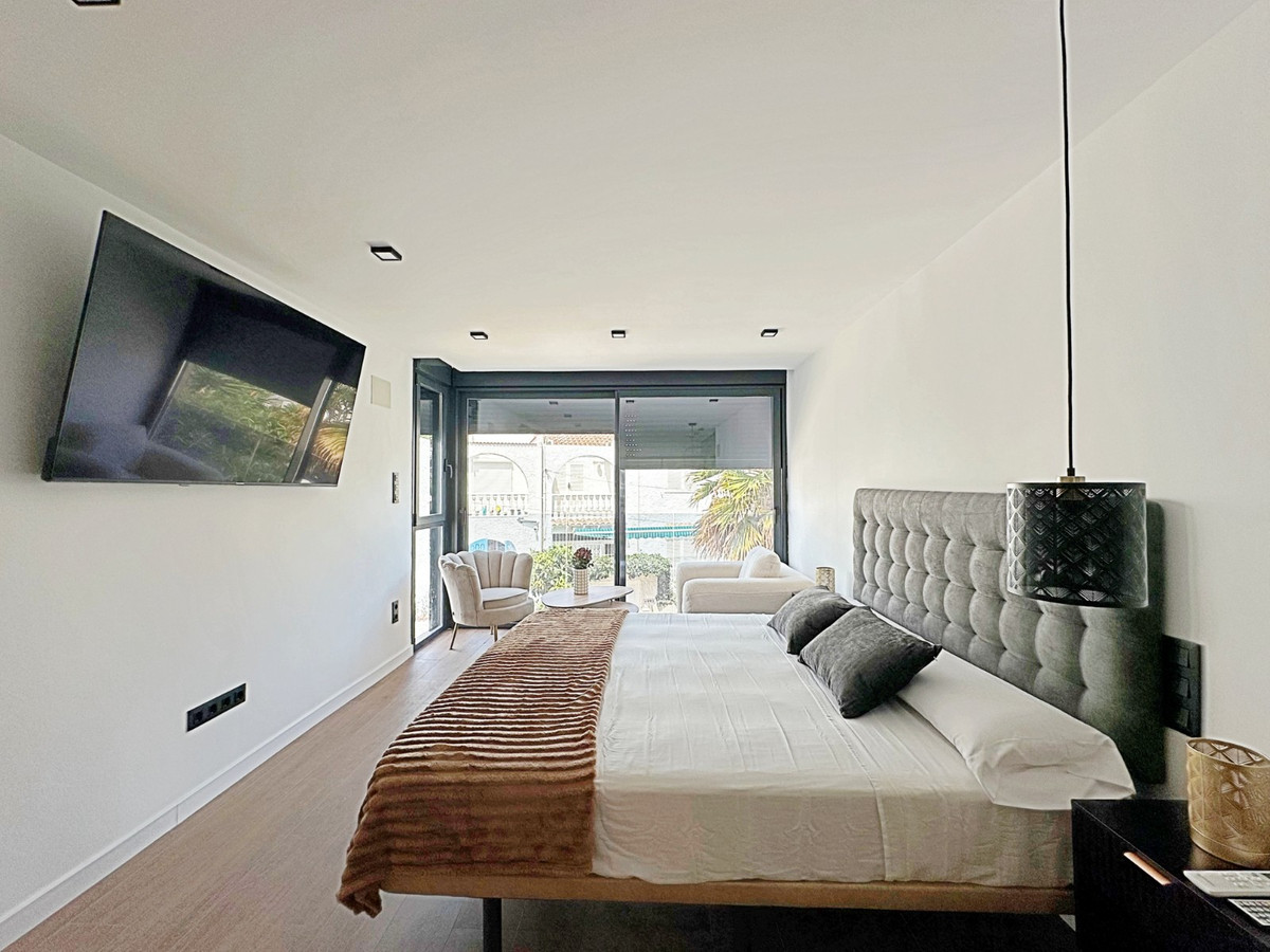 Huis te koop in Torrevieja | 3 slaapkamers H5464435