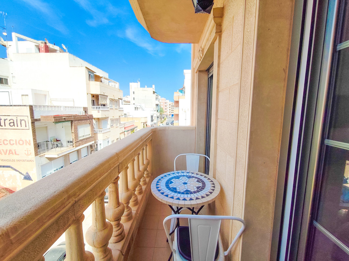 Huis te koop in Torrevieja | 3 slaapkamers H5464972