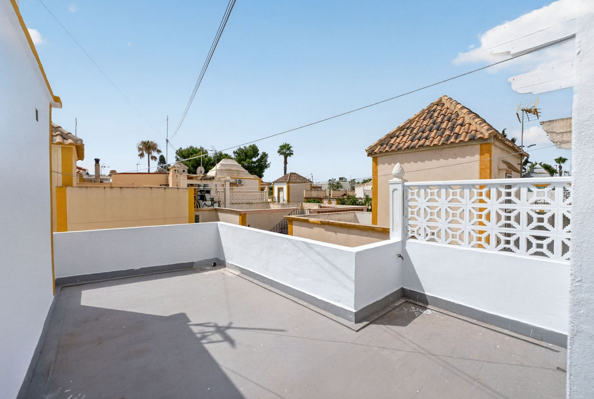Huis te koop in Torrevieja | 3 slaapkamers H5486335