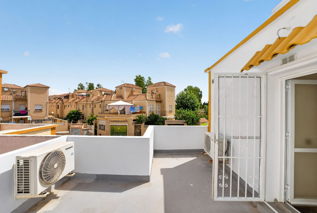 Huis te koop in Torrevieja | 3 slaapkamers H5486335