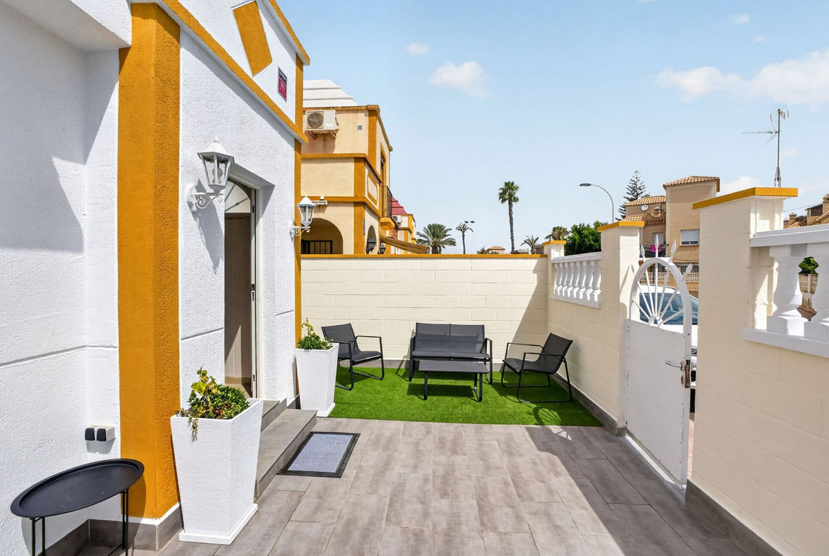Huis te koop in Torrevieja | 3 slaapkamers H5486335
