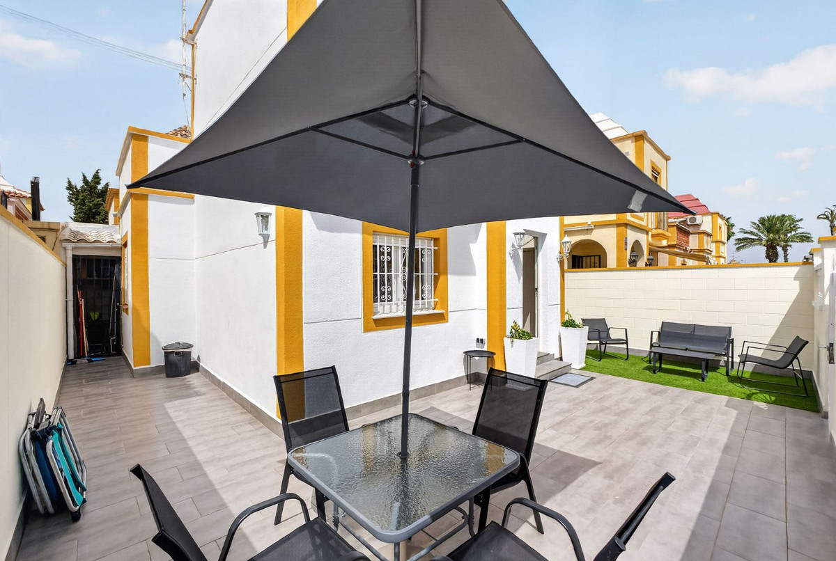 Huis te koop in Torrevieja | 3 slaapkamers H5486335