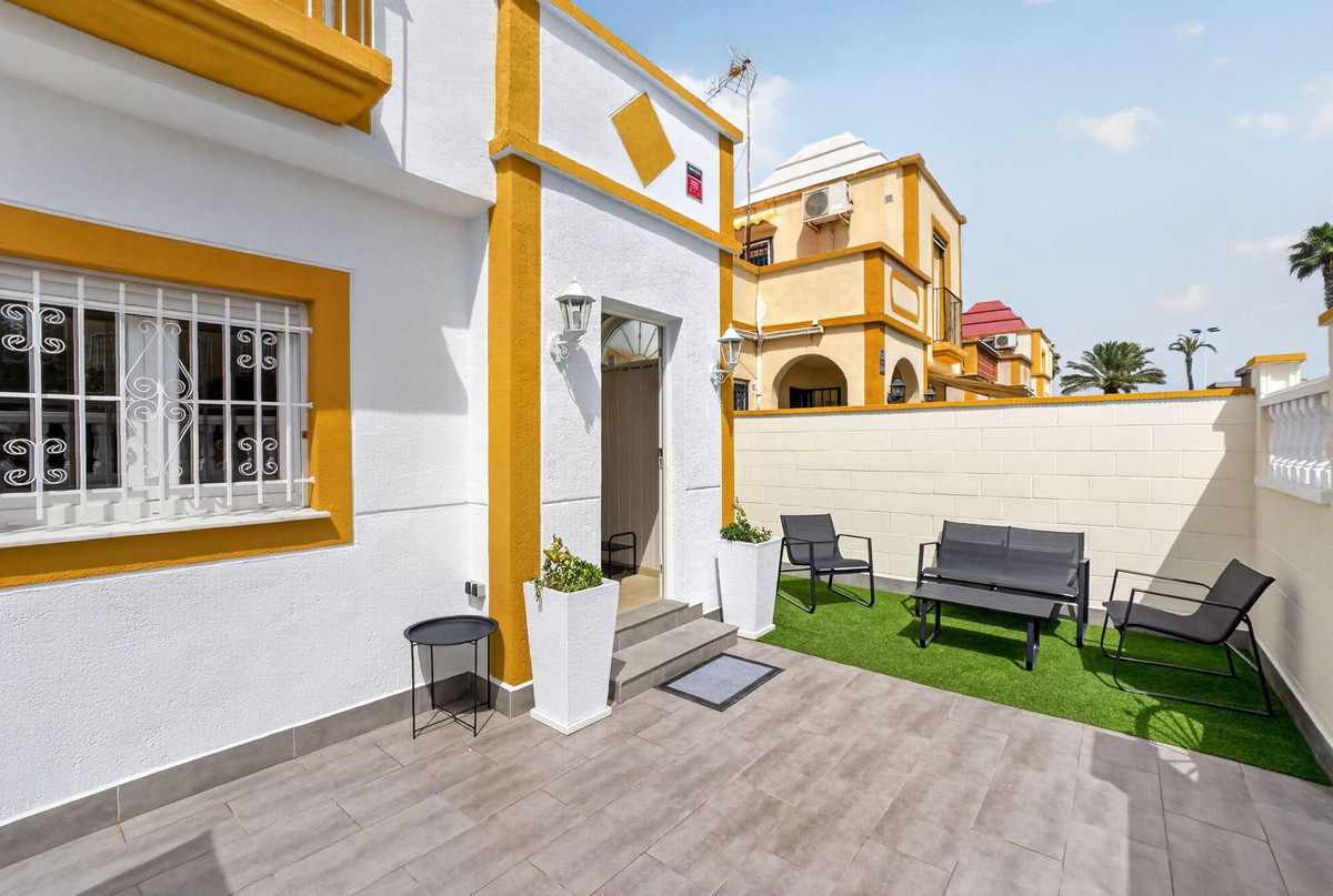 Huis te koop in Torrevieja | 3 slaapkamers H5486335