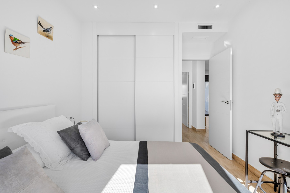 Huis te koop in Torrevieja | 2 slaapkamers H5488741
