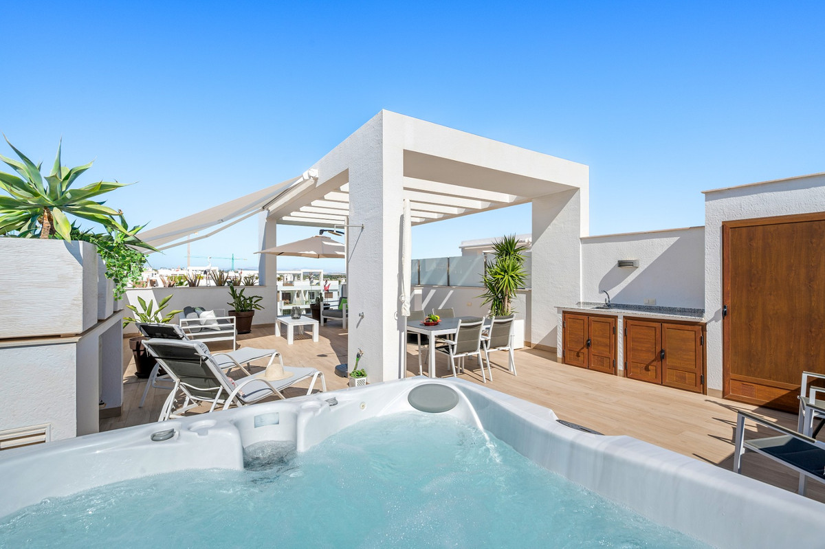 Huis te koop in Torrevieja | 2 slaapkamers H5488741