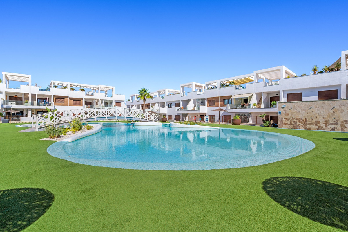 Huis te koop in Torrevieja | 2 slaapkamers H5488741
