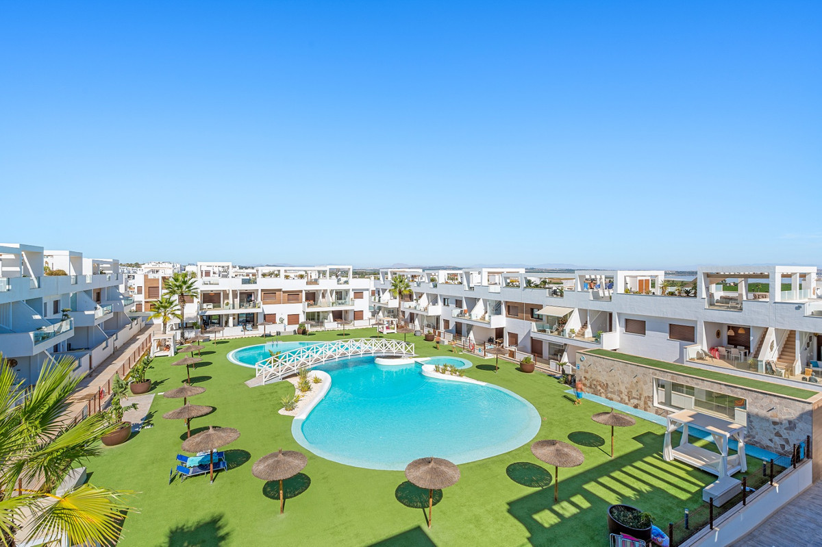 Huis te koop in Torrevieja | 2 slaapkamers H5488741