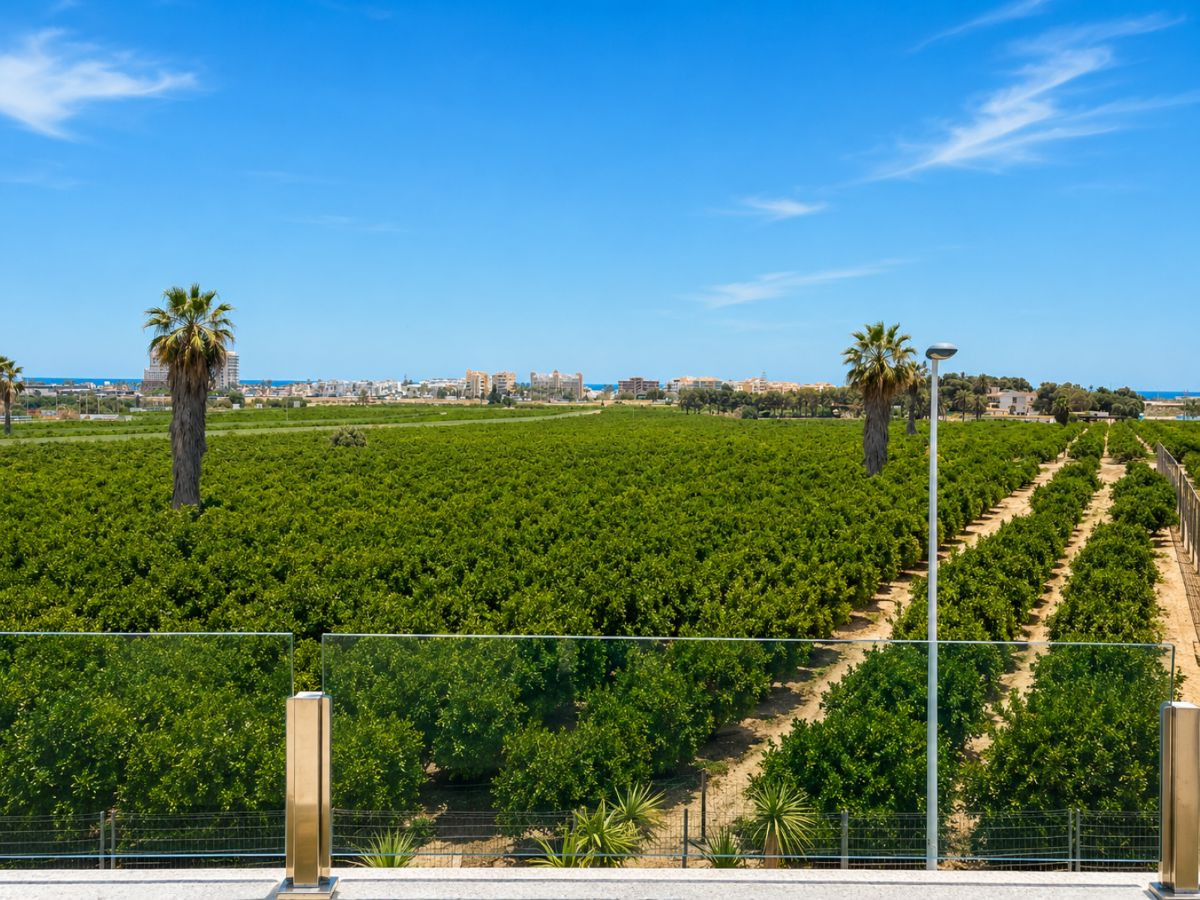 Huis te koop in Torrevieja | 3 slaapkamers H5497162