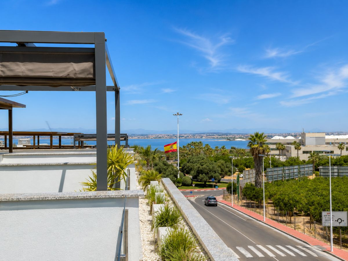 Huis te koop in Torrevieja | 3 slaapkamers H5497162