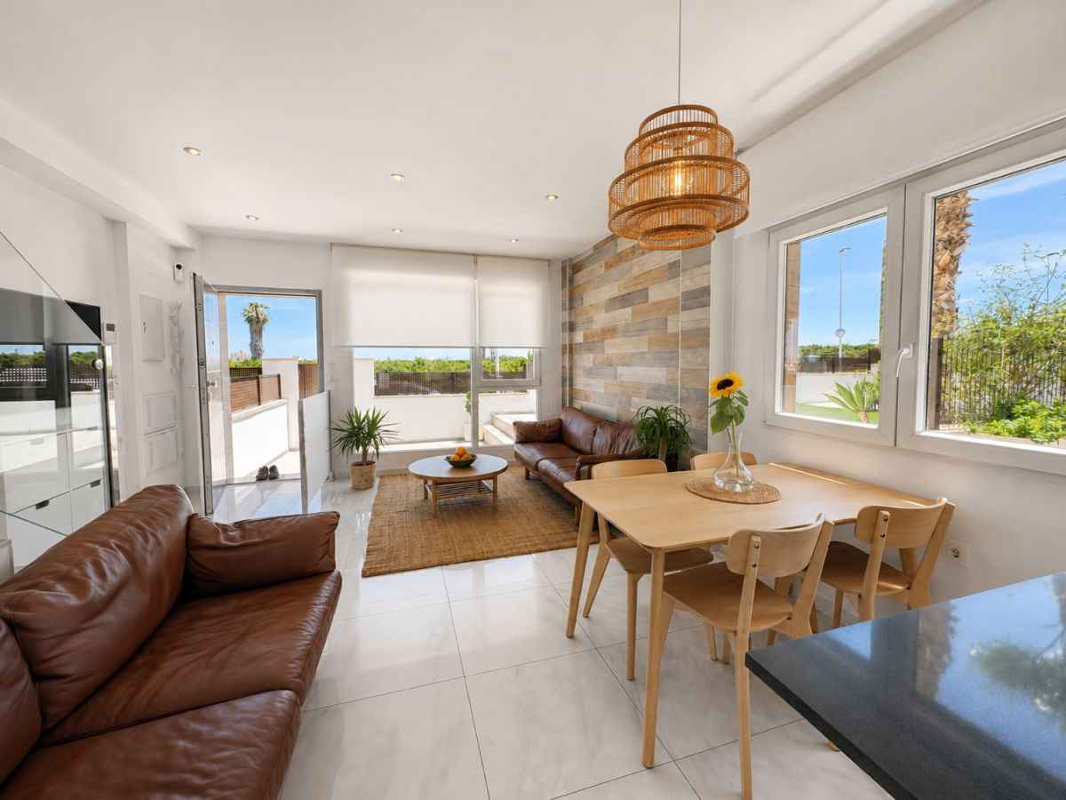 Huis te koop in Torrevieja | 3 slaapkamers H5497162