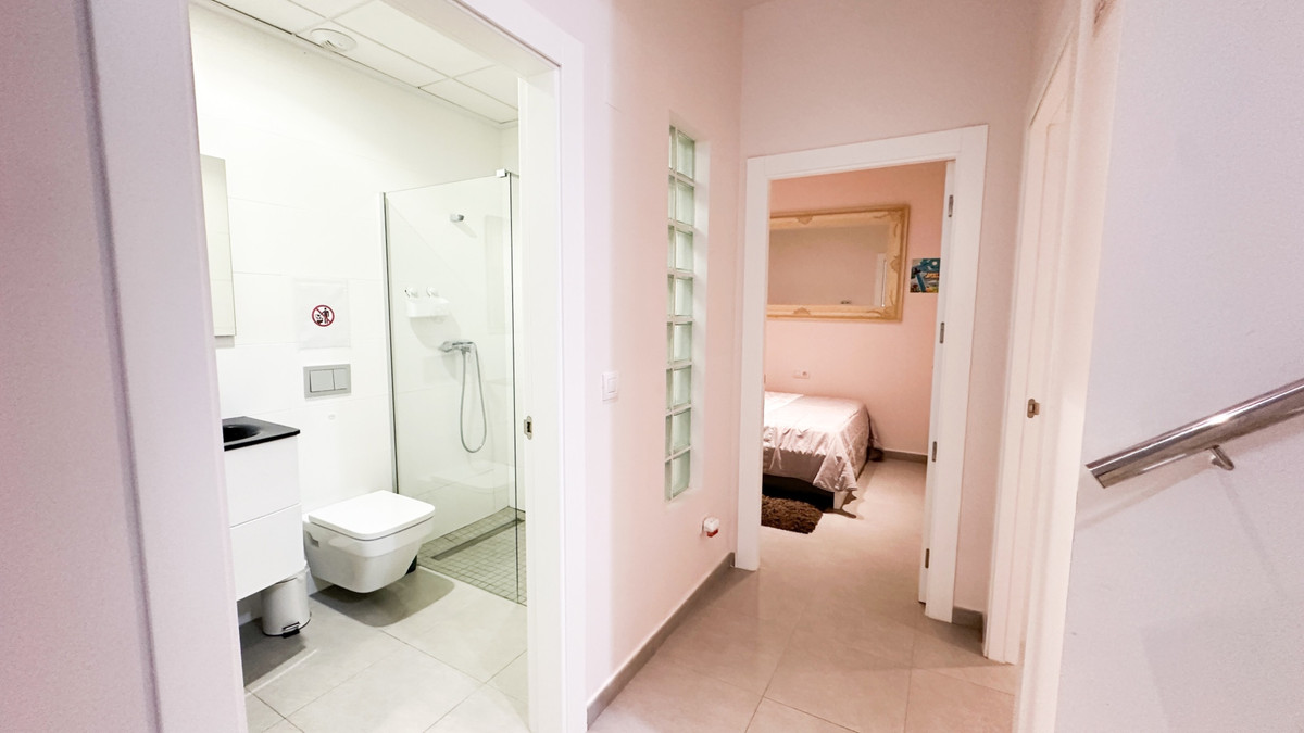 Huis te koop in Torrevieja | 5 slaapkamers H5497660