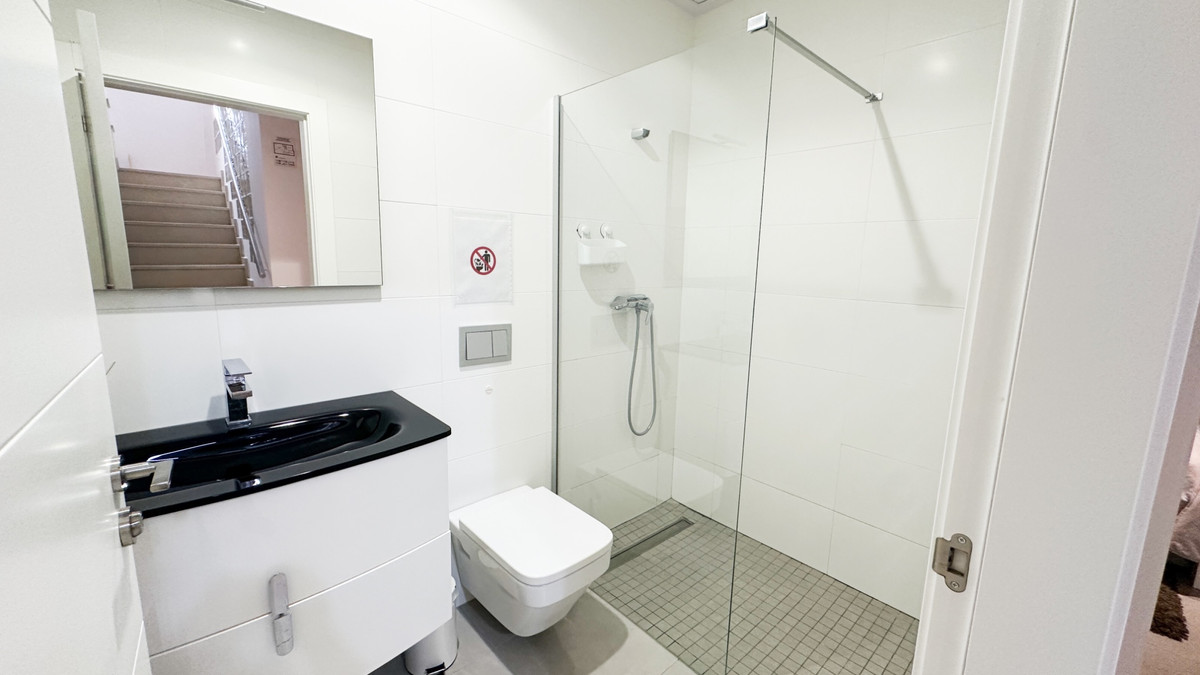 Huis te koop in Torrevieja | 5 slaapkamers H5497660
