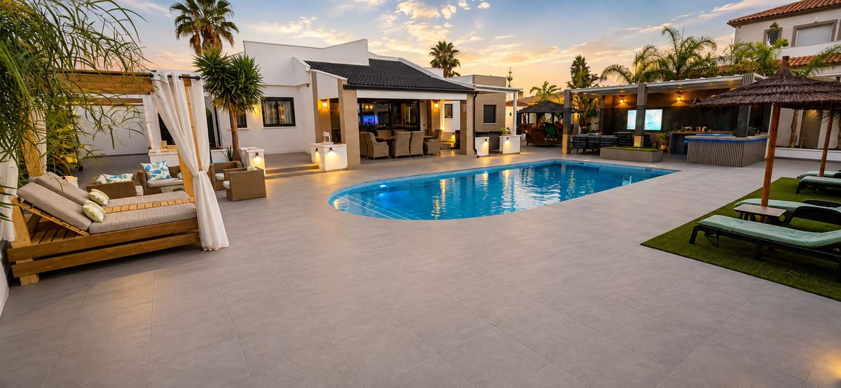 Huis te koop in Torrevieja | 5 slaapkamers H5498518
