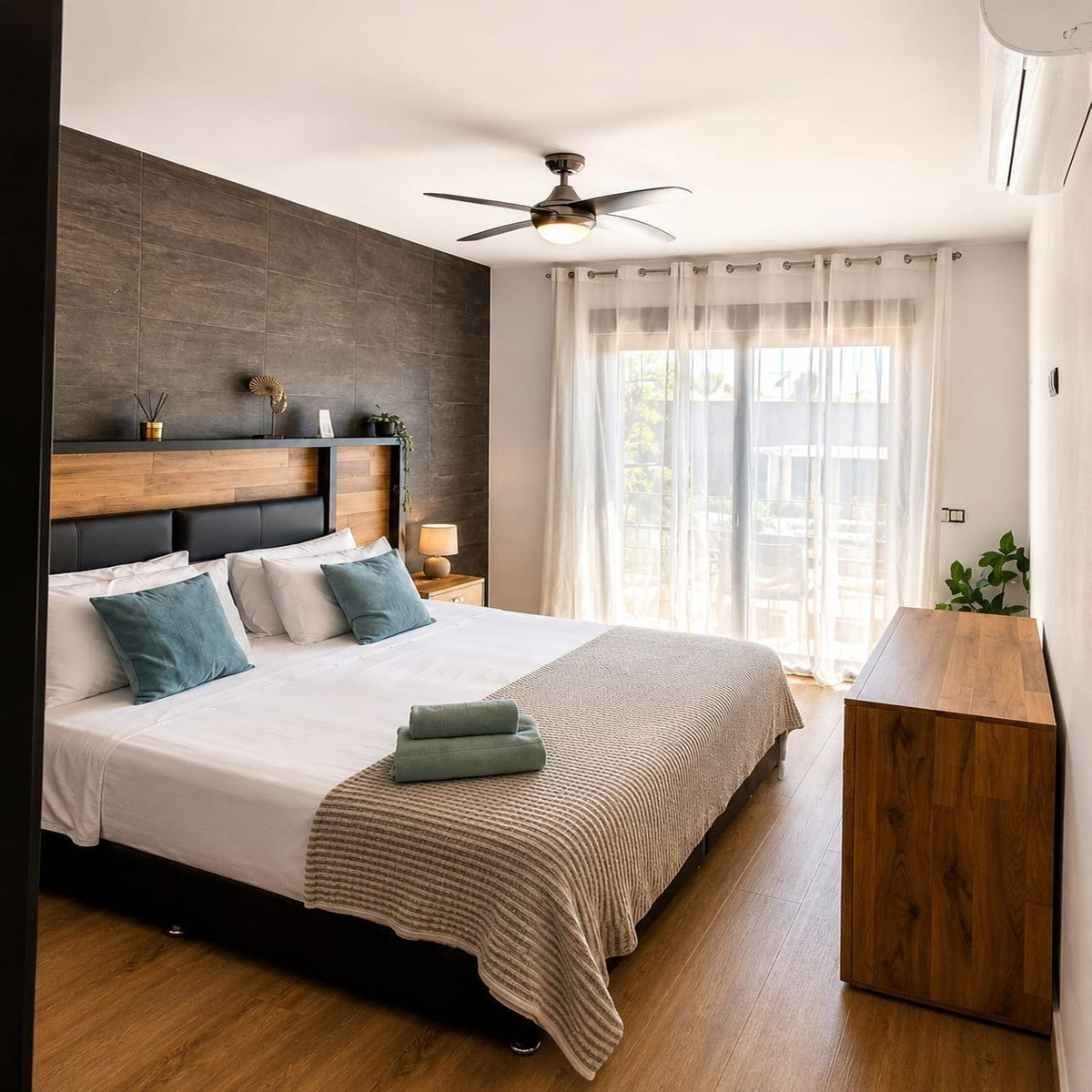 Huis te koop in Torrevieja | 5 slaapkamers H5498518