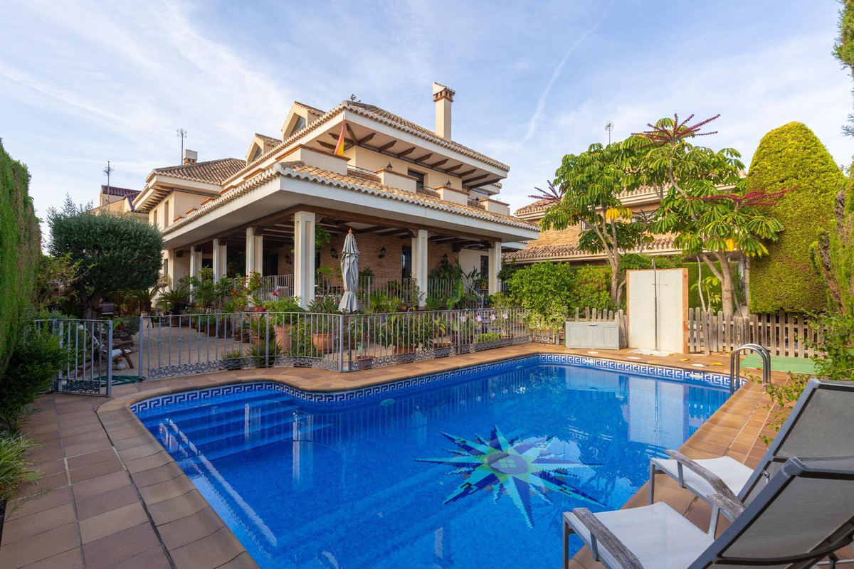 Huis te koop in Torrevieja | 6 slaapkamers H5503285