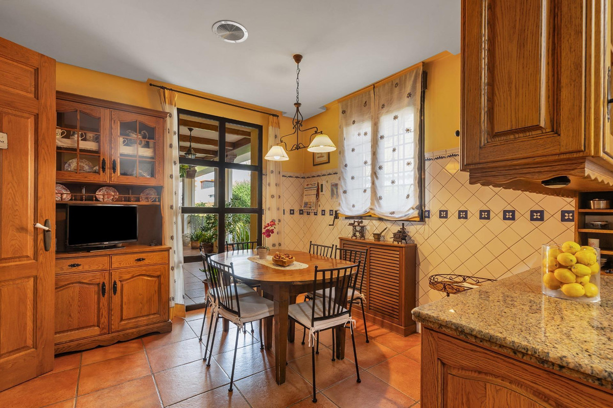 Huis te koop in Torrevieja | 6 slaapkamers H5503285