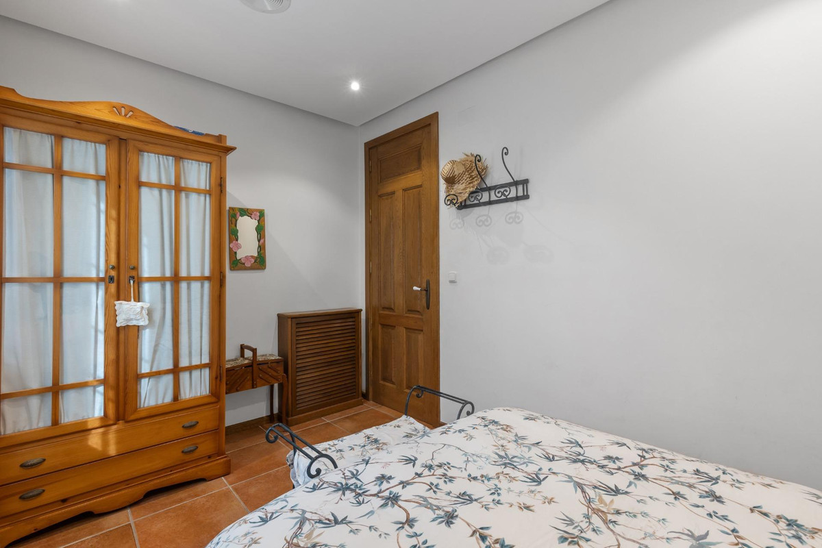 Huis te koop in Torrevieja | 6 slaapkamers H5503285