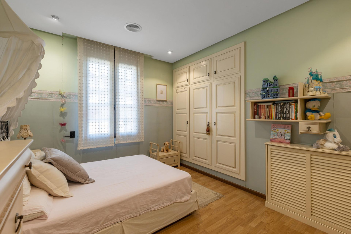Huis te koop in Torrevieja | 6 slaapkamers H5503285