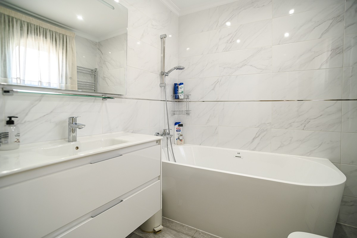 Huis te koop in Torrevieja | 4 slaapkamers H5513392
