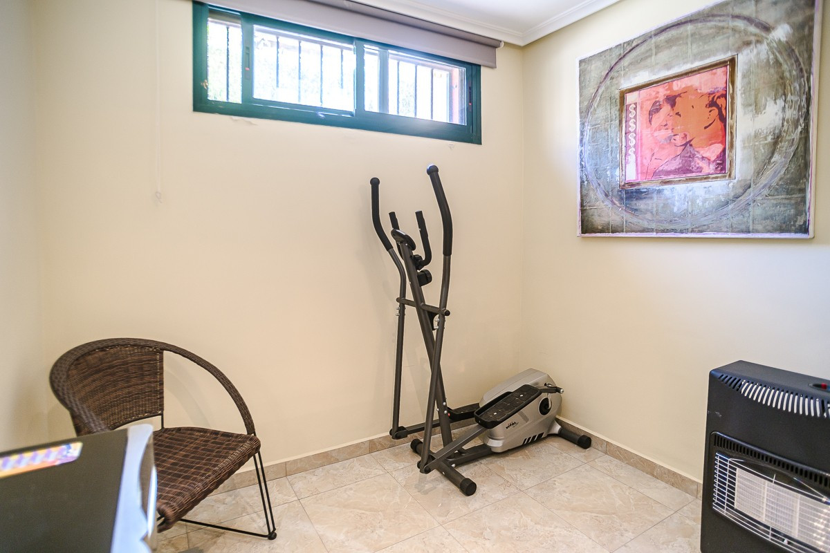 Huis te koop in Torrevieja | 4 slaapkamers H5513392