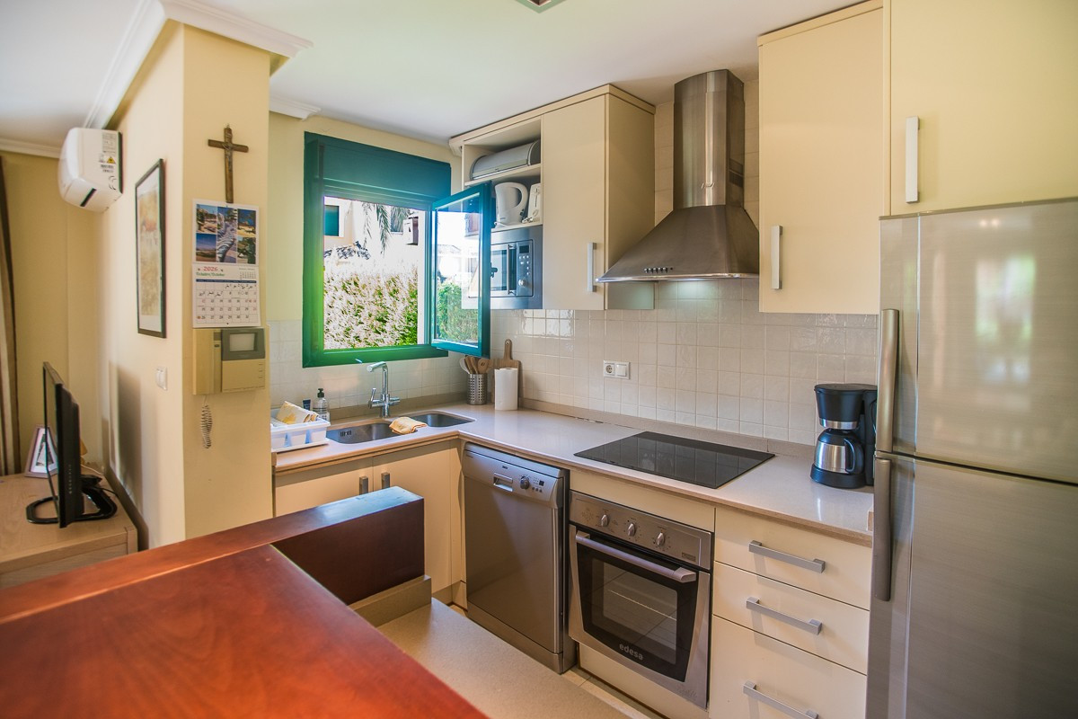 Huis te koop in Torrevieja | 4 slaapkamers H5513392