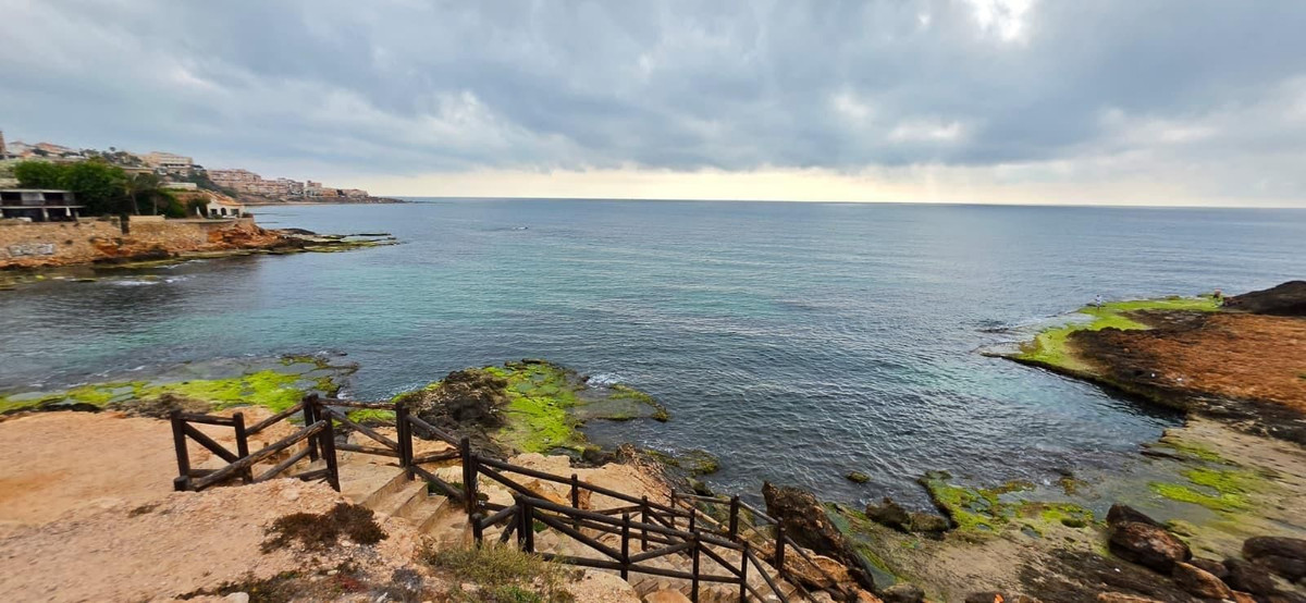 Huis te koop in Torrevieja | 5 slaapkamers H5515936