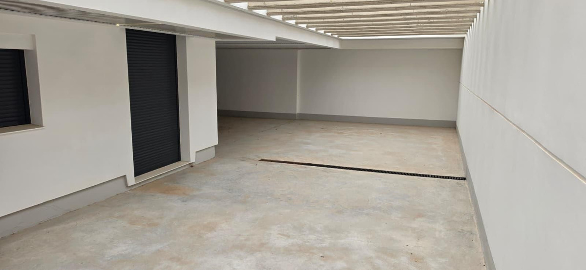 Huis te koop in Torrevieja | 5 slaapkamers H5515936