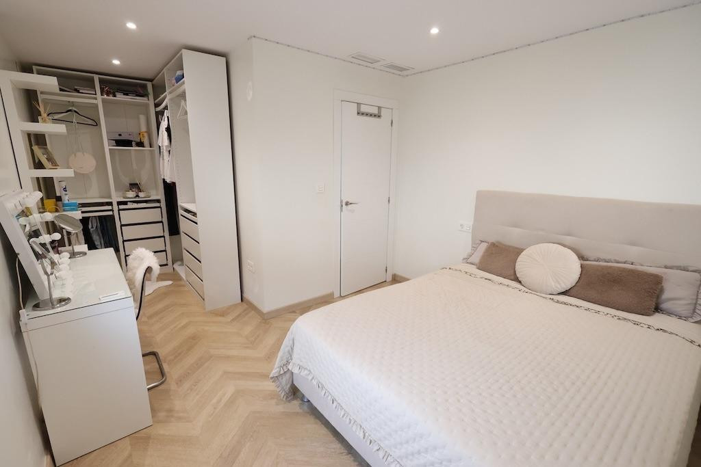 Huis te koop in Torrevieja | 5 slaapkamers H5516350