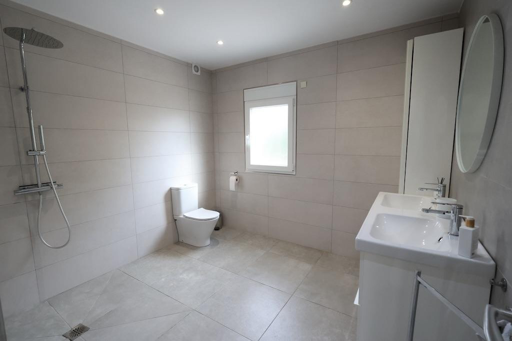 Huis te koop in Torrevieja | 5 slaapkamers H5516350