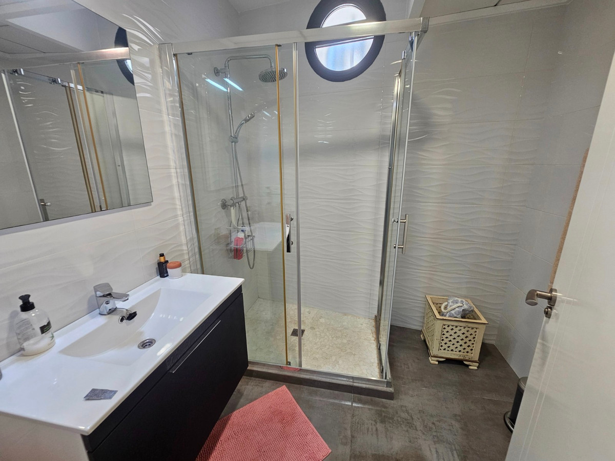 Huis te koop in Torrevieja | 4 slaapkamers H5517166