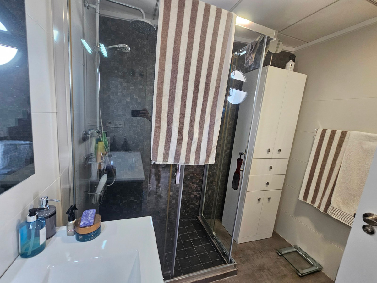 Huis te koop in Torrevieja | 4 slaapkamers H5517166