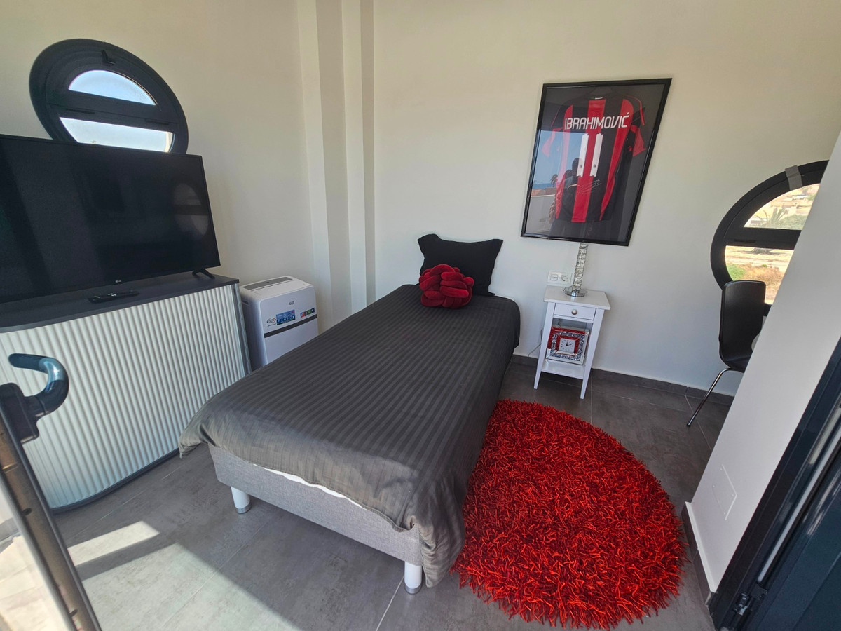 Huis te koop in Torrevieja | 4 slaapkamers H5517166