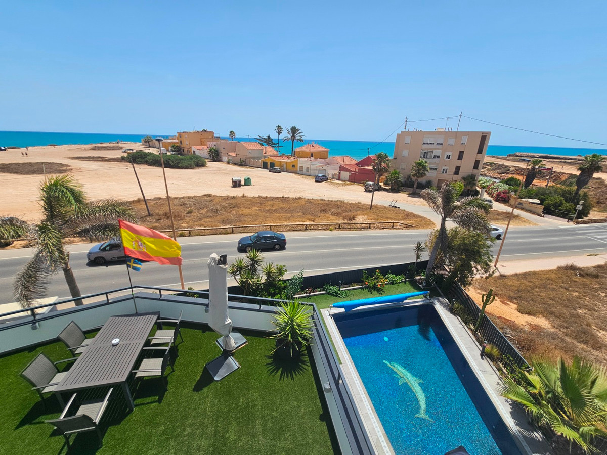 Huis te koop in Torrevieja | 4 slaapkamers H5517166