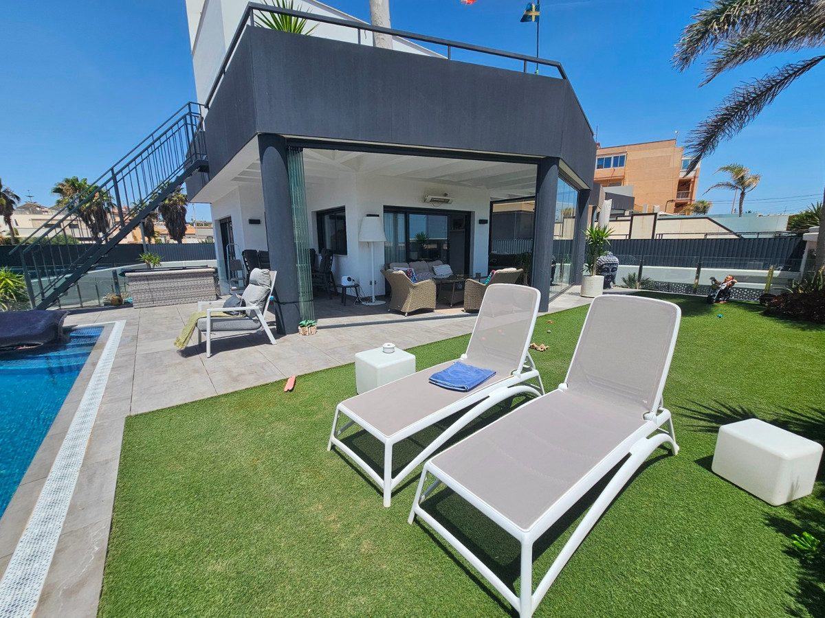 Huis te koop in Torrevieja | 4 slaapkamers H5517166