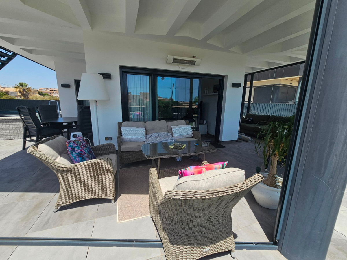 Huis te koop in Torrevieja | 4 slaapkamers H5517166