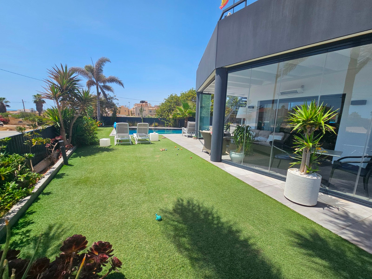 Huis te koop in Torrevieja | 4 slaapkamers H5517166