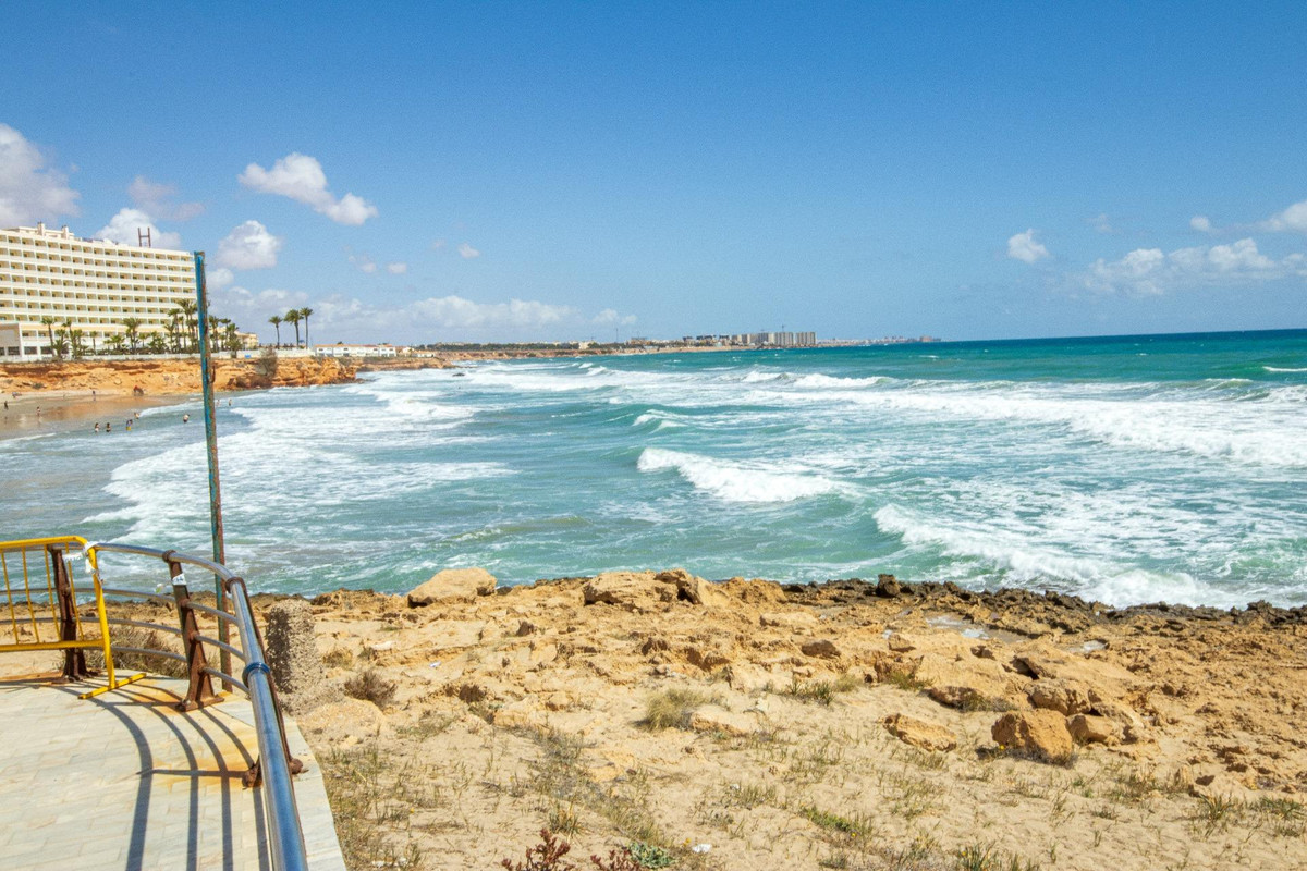 Huis te koop in Torrevieja | 3 slaapkamers H5520277