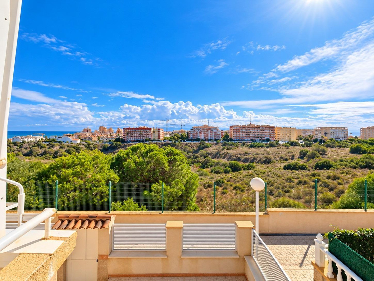 Bungalow te koop in Torrevieja | 2 slaapkamers H5520517