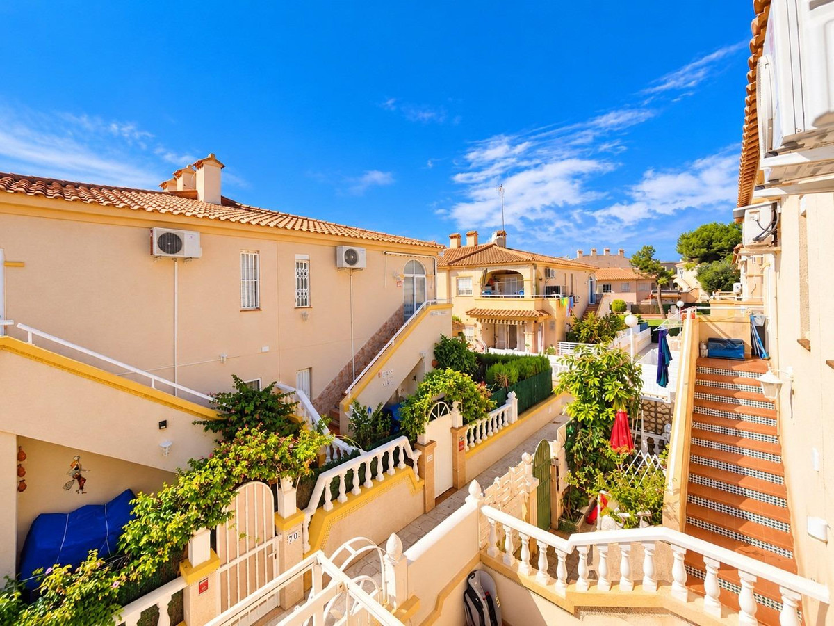 Bungalow te koop in Torrevieja | 2 slaapkamers H5520517