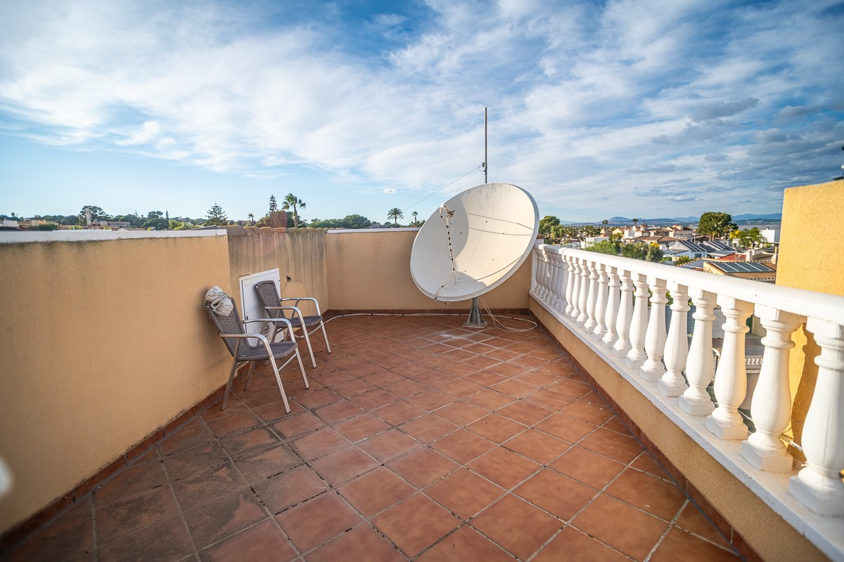 Huis te koop in Torrevieja | 6 slaapkamers H5520520