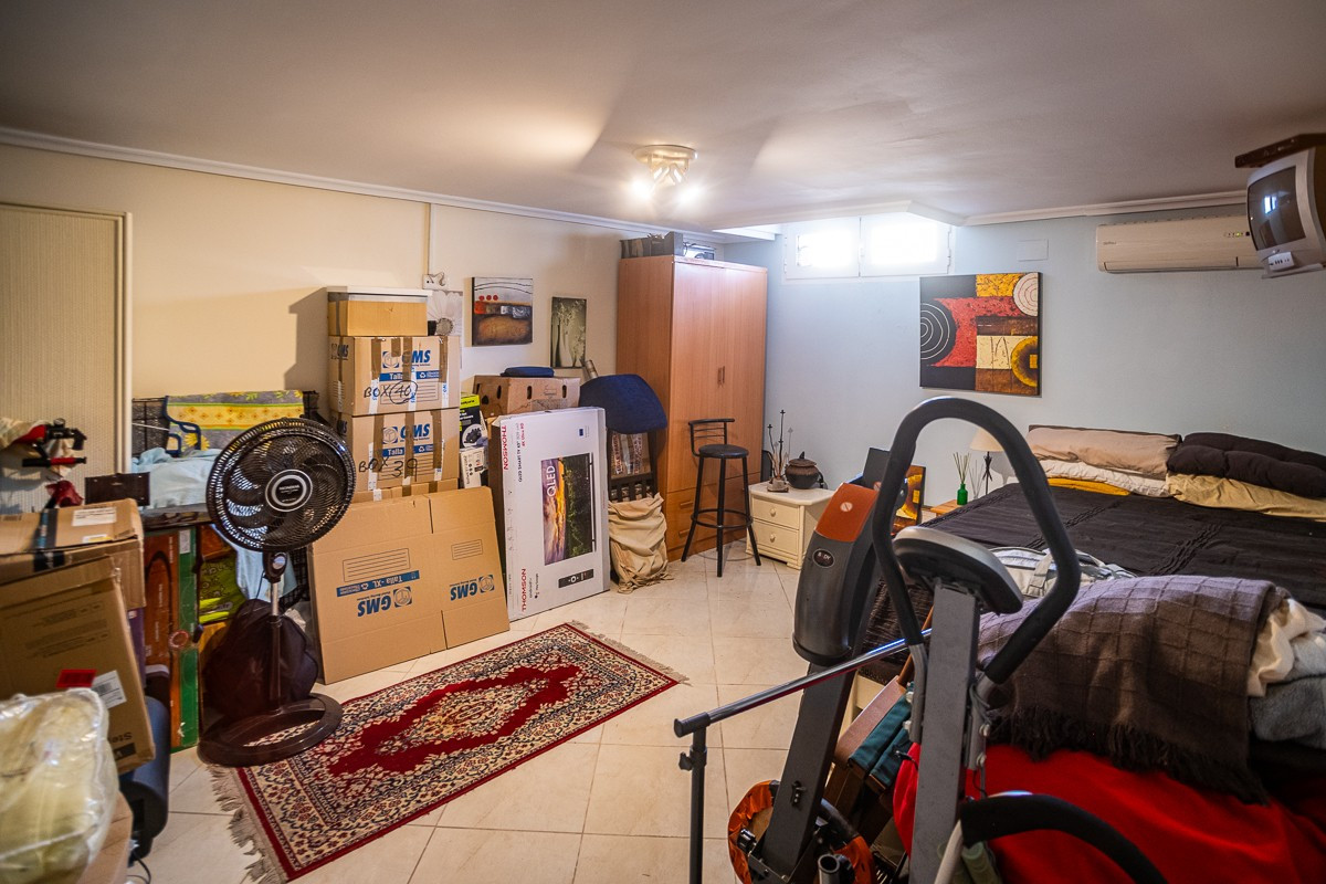 Huis te koop in Torrevieja | 6 slaapkamers H5520520