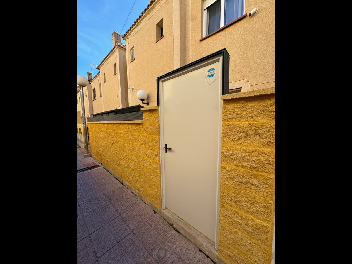 Huis te koop in Torrevieja | 3 slaapkamers H5520580