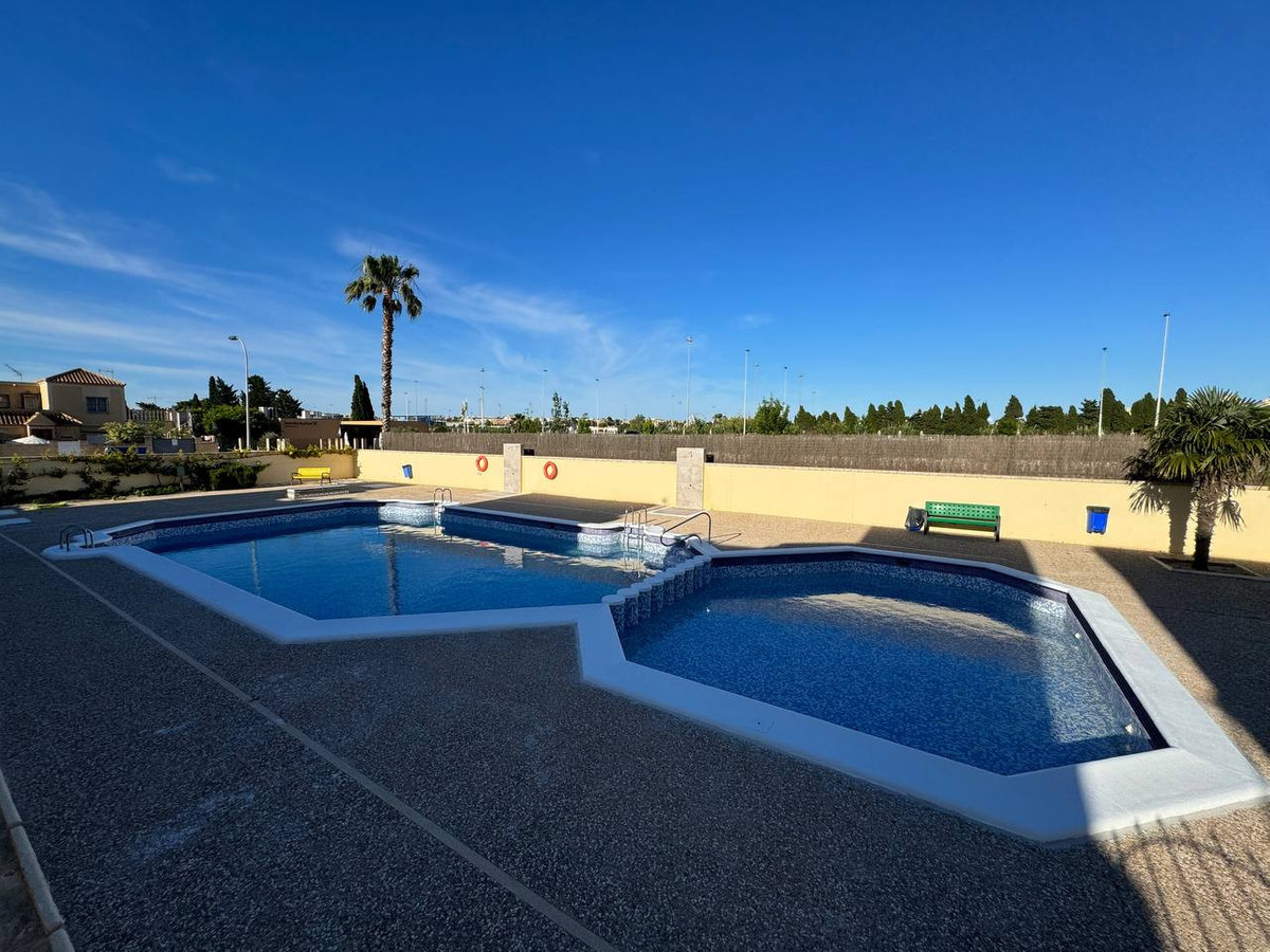 Huis te koop in Torrevieja | 3 slaapkamers H5520580