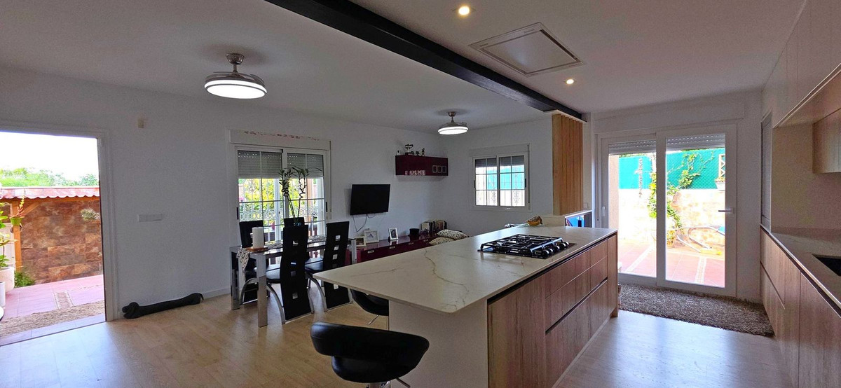 Huis te koop in Torrevieja | 5 slaapkamers H5527318